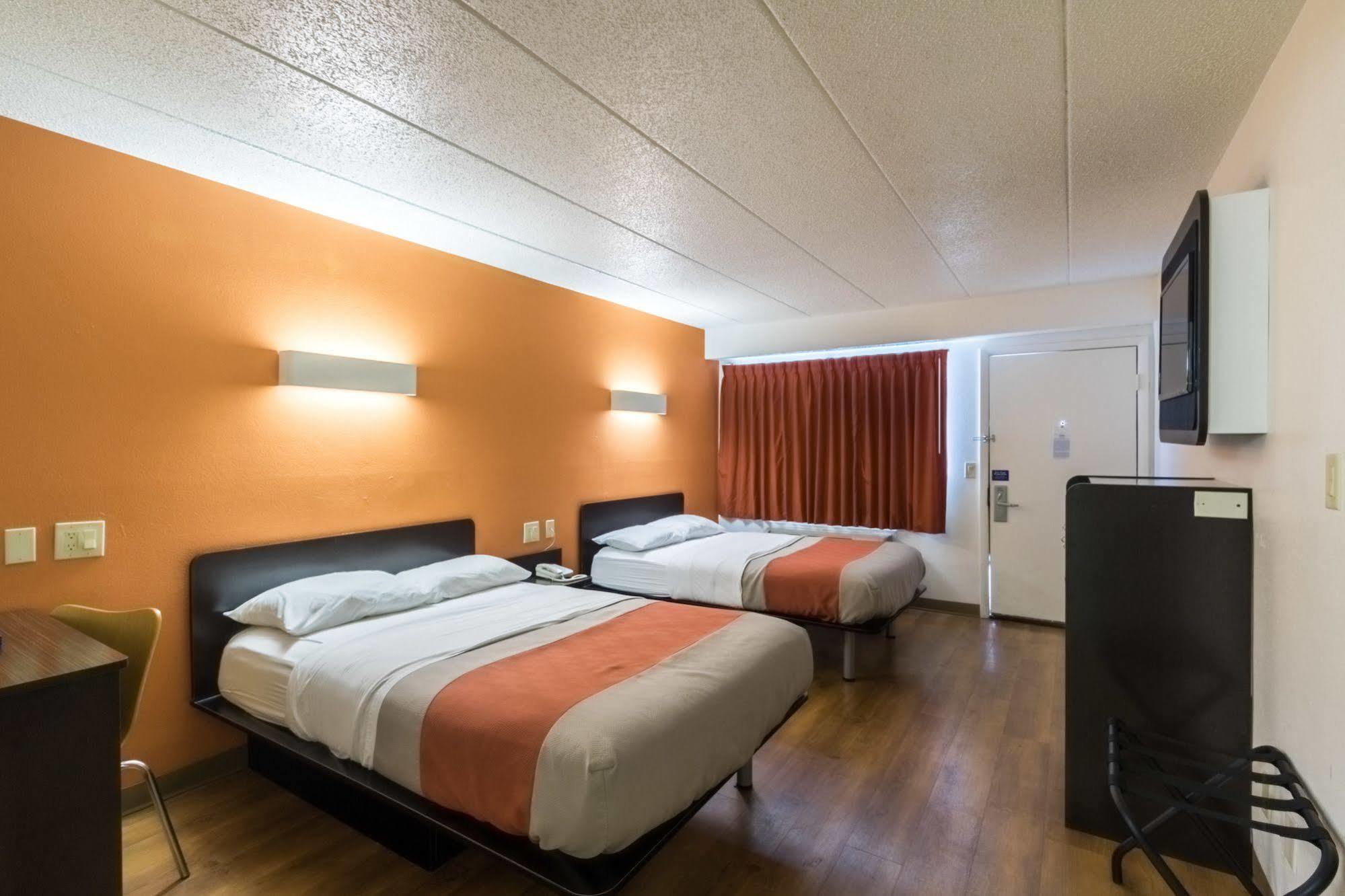 Motel 6-Crawfordsville, In Buitenkant foto