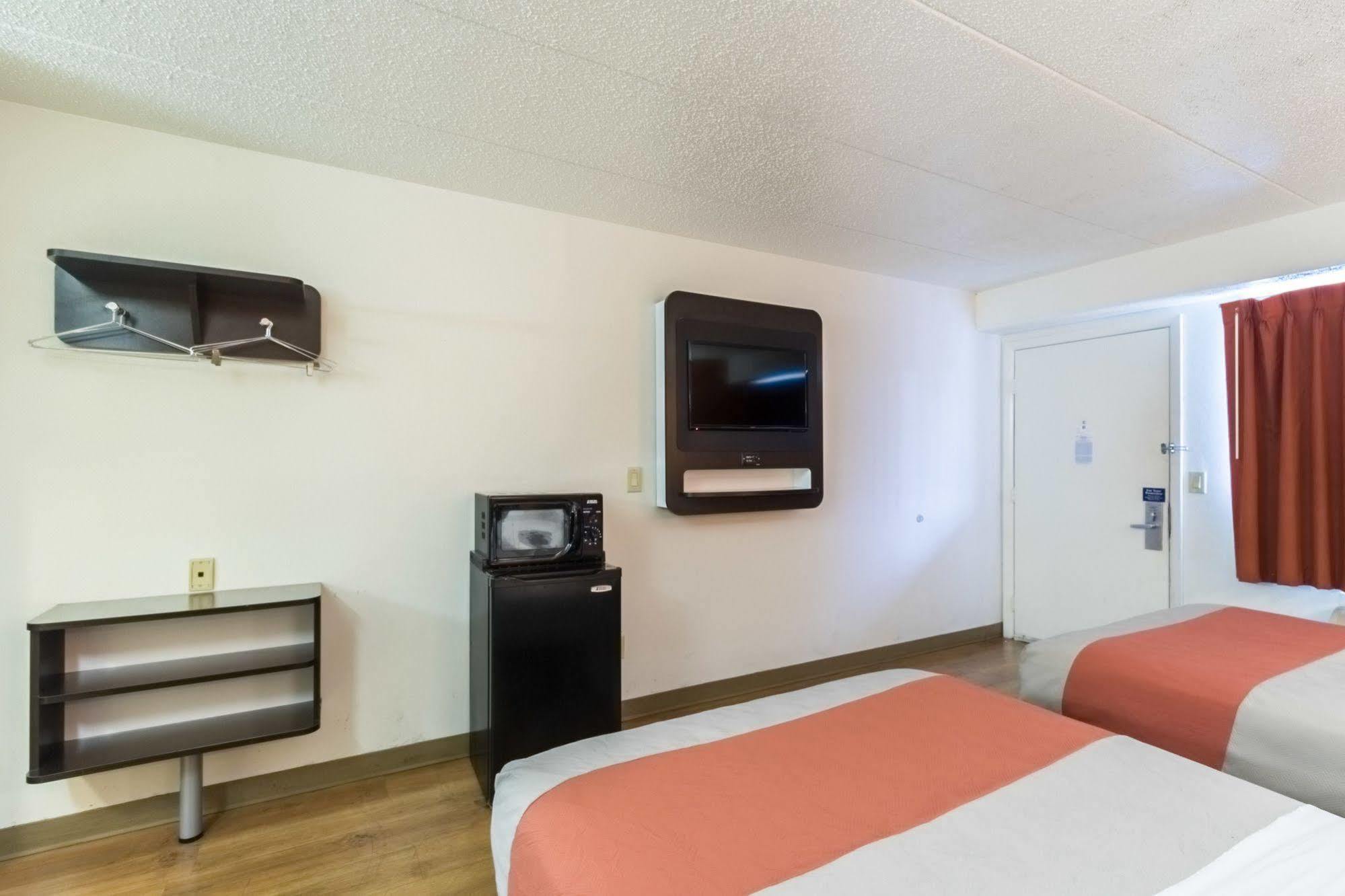 Motel 6-Crawfordsville, In Buitenkant foto