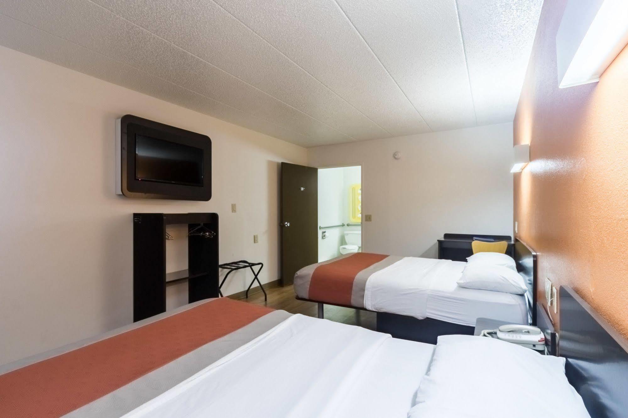 Motel 6-Crawfordsville, In Buitenkant foto