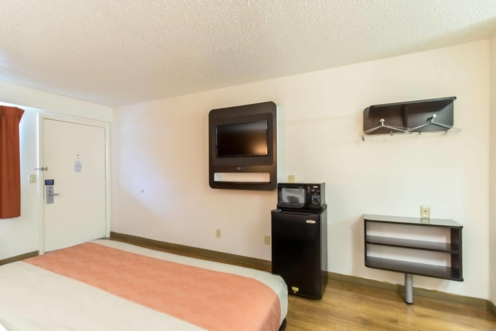 Motel 6-Crawfordsville, In Buitenkant foto